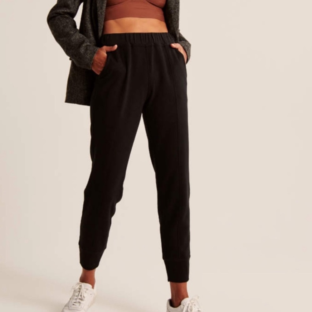 Abercrombie & Fitch City Joggers